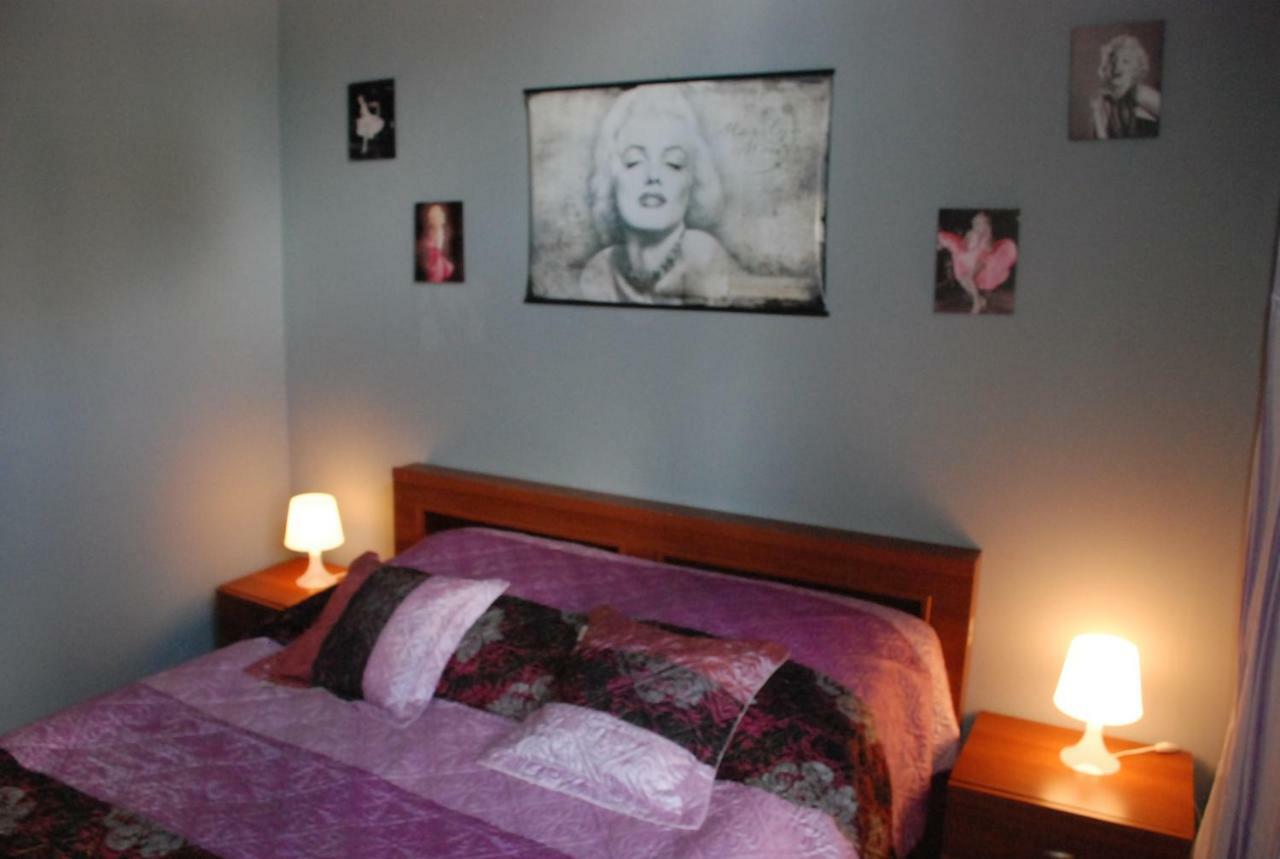 Apartament U Doris Apartment สวูพสค์ ภายนอก รูปภาพ