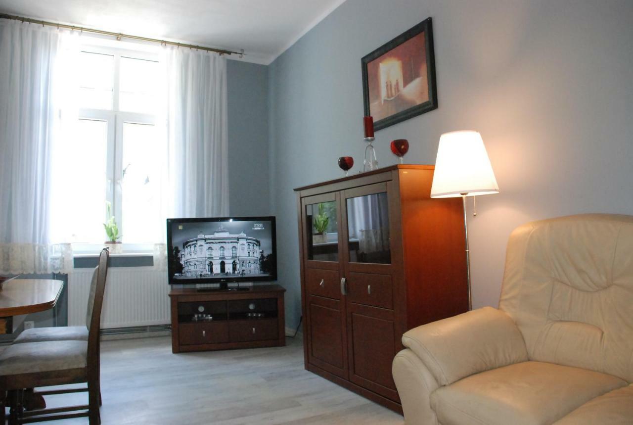 Apartament U Doris Apartment สวูพสค์ ภายนอก รูปภาพ